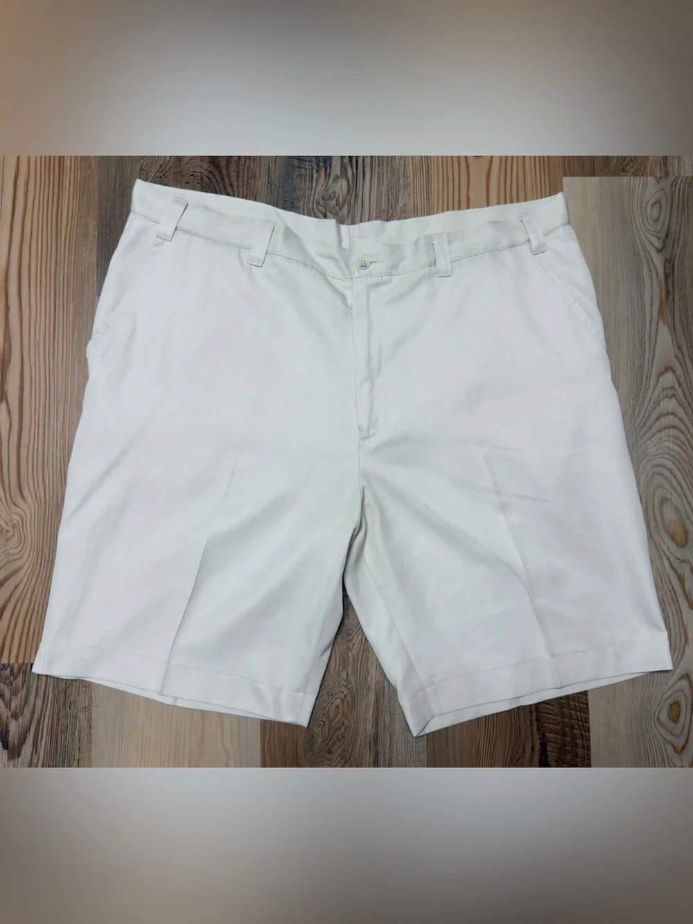 AUR Golf Active Men's Beige Flat Front Performance Golf Shorts Size 38